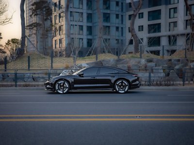 2026 Porsche TAYCAN 缩略图 14