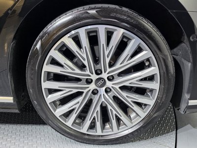 صورة 6 لـ 2023 AUDI A8