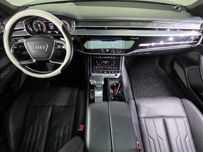 صورة 4 لـ 2023 AUDI A8