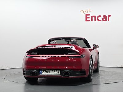 PORSCHE 911 - 4