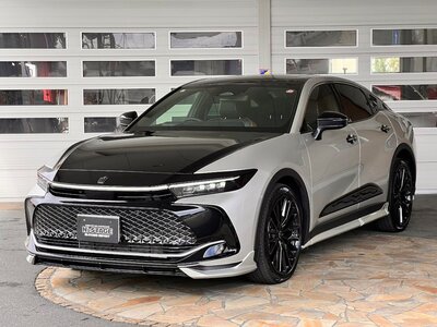 TOYOTA CROWN CROSSOVER