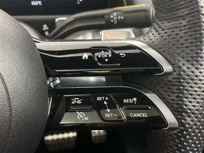 MERCEDES-BENZ GLB - 8