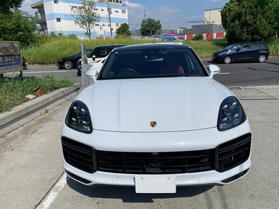 PORSCHE CAYENNE COUPE