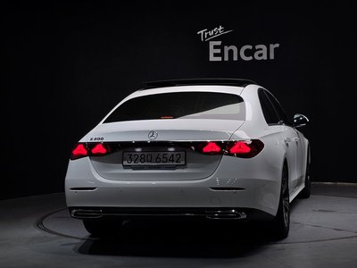 2024 Mercedes-BENZ E-CLASS — фото 3