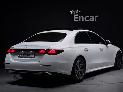 2024 Mercedes-BENZ E-CLASS — фото 4