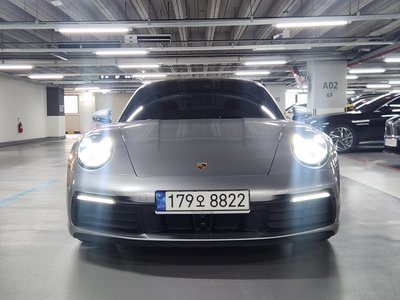 PORSCHE 911 - 4