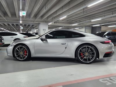 PORSCHE 911 - 8