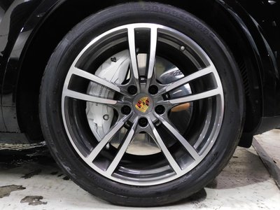 صورة 3 لـ 2018 Porsche CAYENNE
