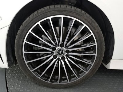 MERCEDES-BENZ CLS - 6