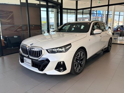 BMW 5 SERIES TOURING - 1