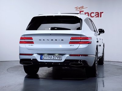 GENESIS GV80 - 3
