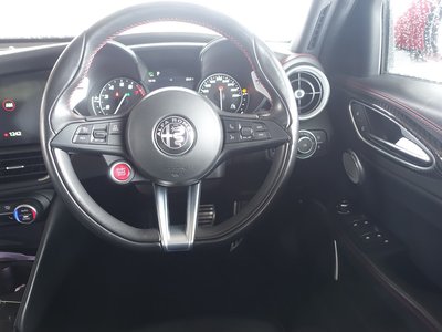 2018 ALFA Romeo JULIA thumbnail 21