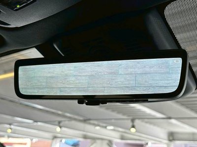 TOYOTA CROWN SPORT - 6