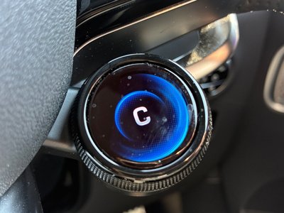 صورة مصغرة 49 لـ 2025 Mercedes-BENZ GLC AMG