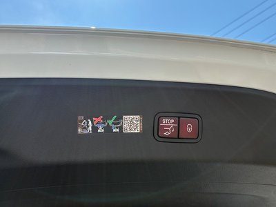 2025 Mercedes-BENZ GLC AMG — фото 9