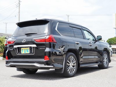 2018 Lexus LX — фото 5