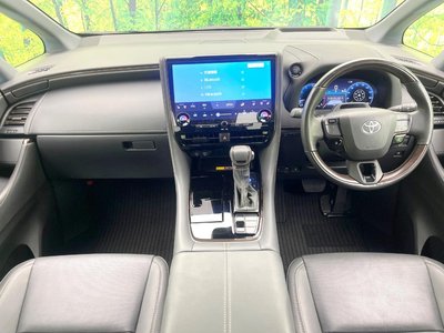 TOYOTA ALPHARD - 2