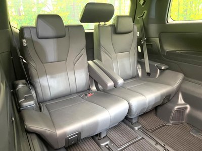 TOYOTA ALPHARD - 10