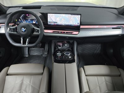 BMW 5 SERIES - 5