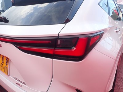 2025 Lexus NX — миниатюра 17