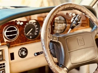 ROLLS-ROYCE SILVER SPUR - 4