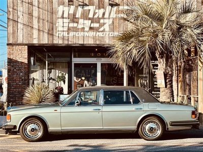 ROLLS-ROYCE SILVER SPUR - 10
