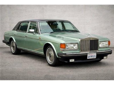 ROLLS-ROYCE SILVER SPUR - 1