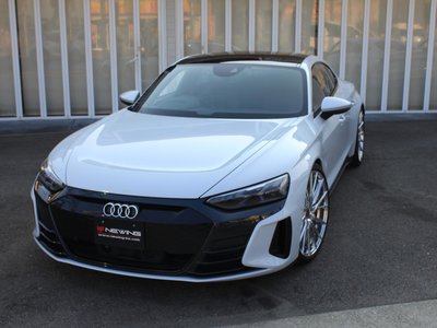 AUDI RS E-TRON GT - 6