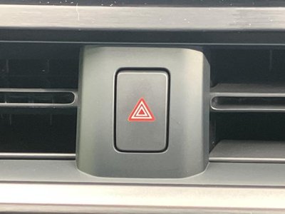 صورة مصغرة 28 لـ 2025 Lexus UX