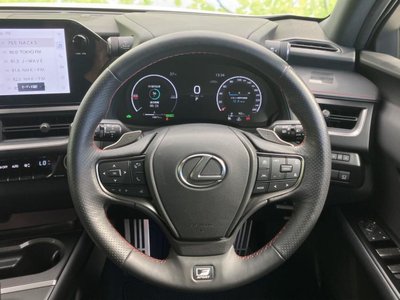 صورة مصغرة 16 لـ 2025 Lexus UX