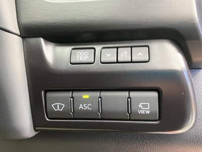 صورة مصغرة 26 لـ 2025 Lexus UX