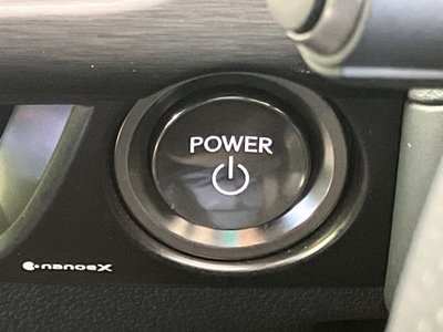 صورة مصغرة 27 لـ 2025 Lexus UX
