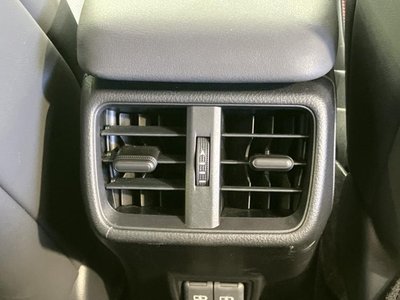 صورة مصغرة 40 لـ 2025 Lexus UX