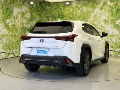 2025 Lexus UX 照片 3