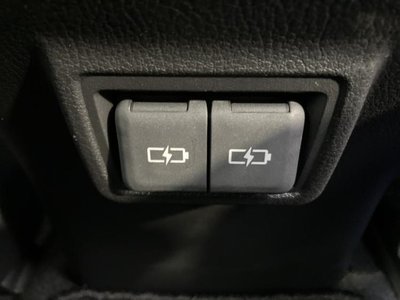 صورة مصغرة 39 لـ 2025 Lexus UX