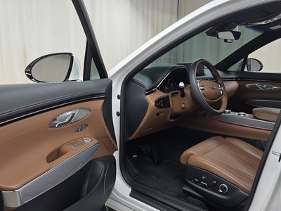 2023 Genesis GV70 — миниатюра 13