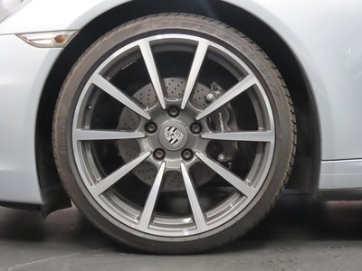 2014 Porsche 911 — миниатюра 15
