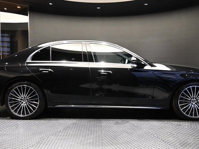 MERCEDES-BENZ E-CLASS - 4