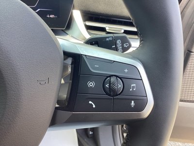 2026 BMW IX1 缩略图 34