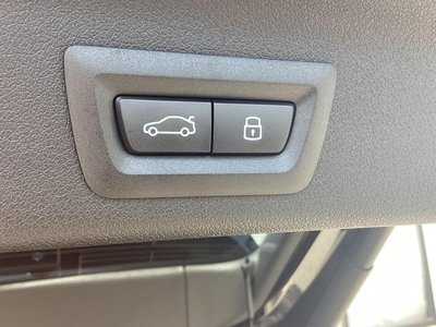 2026 BMW IX1 缩略图 24