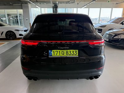 PORSCHE CAYENNE - 3