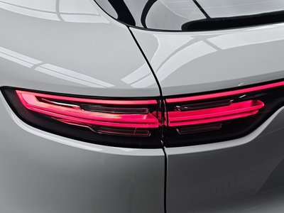 صورة 10 لـ 2020 Porsche CAYENNE