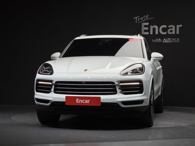 صورة 2 لـ 2020 Porsche CAYENNE