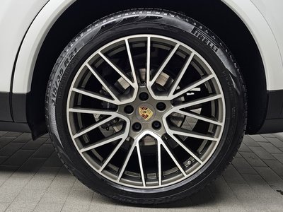 صورة 8 لـ 2020 Porsche CAYENNE