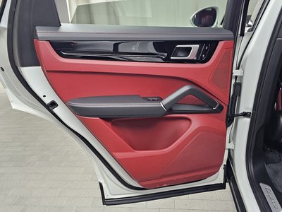 صورة مصغرة 15 لـ 2020 Porsche CAYENNE