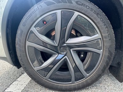 2026 Tesla MODEL X — миниатюра 14