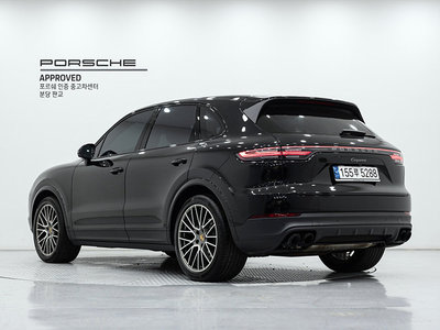 صورة 4 لـ 2022 Porsche CAYENNE
