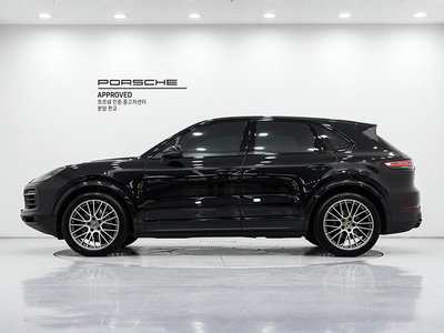 صورة 7 لـ 2022 Porsche CAYENNE