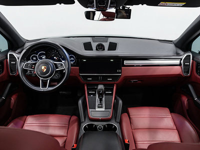 صورة 5 لـ 2022 Porsche CAYENNE