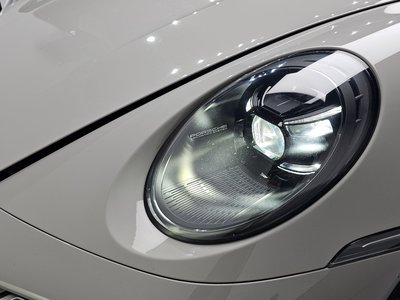 PORSCHE 911 - 9